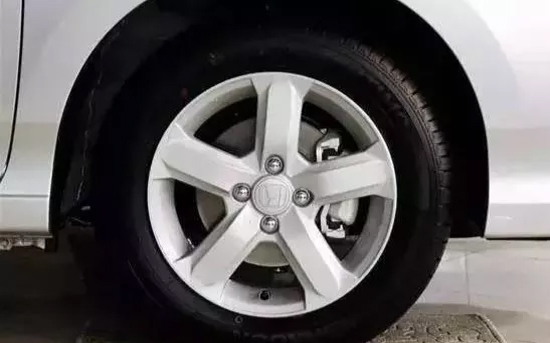 愛車小知識 | 汽車保養小常識-第5張圖片-鄭州市冠恒貿易有限公司【官方網站】-車用潤滑油服務專家 愛車小知識 | 汽車保養小常識-第5張圖片-鄭州市冠恒貿易有限公司【官方網站】-車用潤滑油服務專家